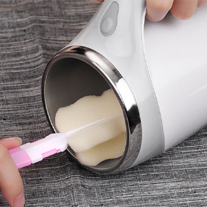 Cleaning of self stirring mug